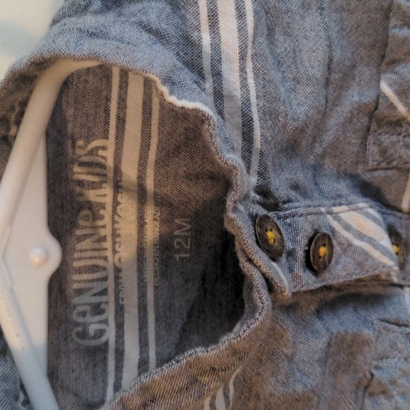 Baby's 1/4 Button Up - Picture 2 of 5